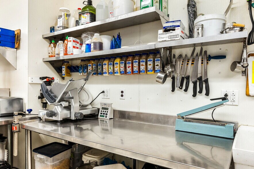 More Photos Of 4113 Main St, Fish Creek Storefront Retail Residential For Sale