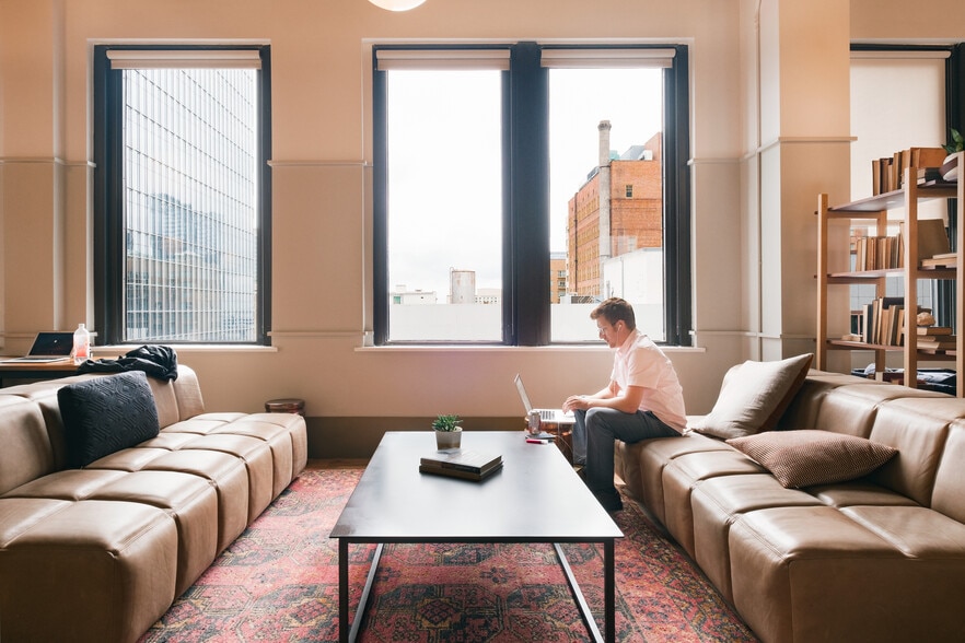 More Photos Of 708 Main St, Houston Office For Lease