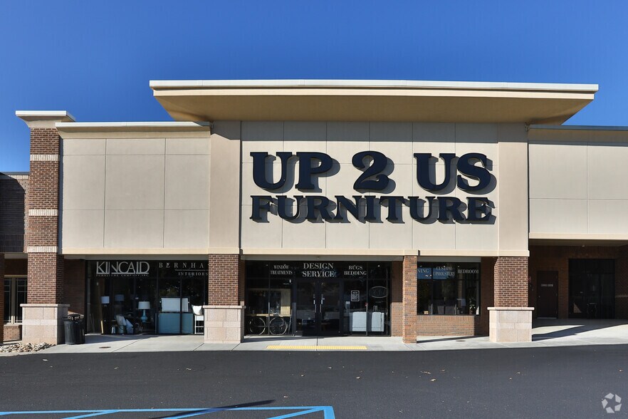 More Photos Of 828-850 Woods Crossing Rd, Greenville Unknown For Lease