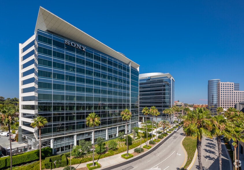 More Photos Of 6080 Center Dr, Los Angeles Office For Sale