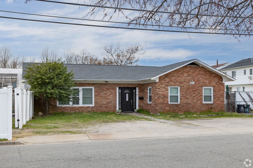 More Photos Of 385 Silver Ln, Oceanside Land For Sale