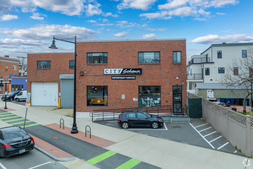 More Photos Of 230 Somerville Ave, Somerville Warehouse For Lease
