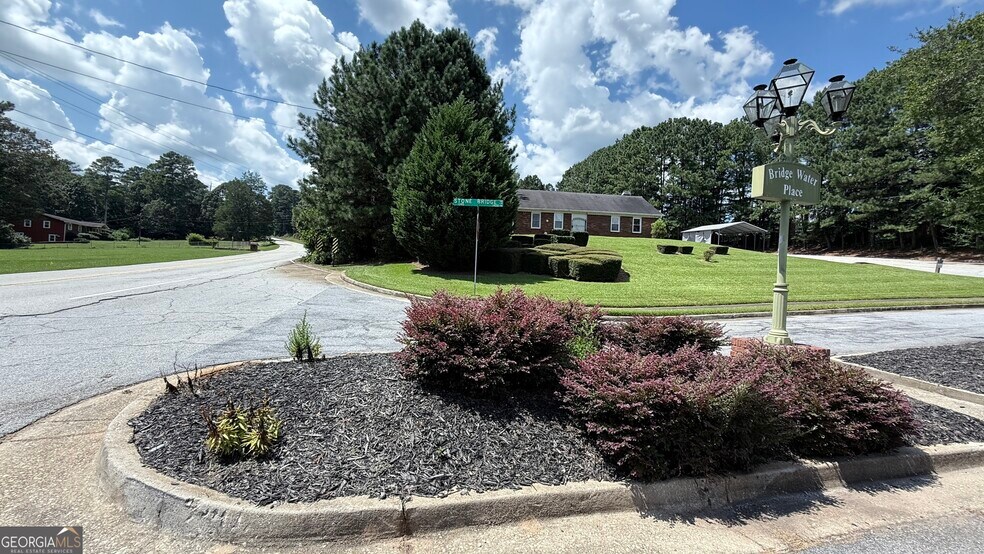 More Photos Of 1401 Stone Bridge Ln SW, Conyers Office Residential For Sale