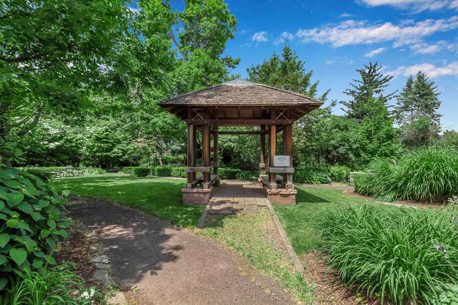 More Photos Of 672 Delaware Ave, Buffalo Office For Sale