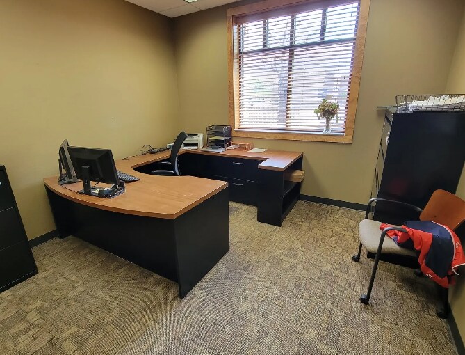 More Photos Of 1610 N Minnesota Ave, Sioux Falls Office For Sale