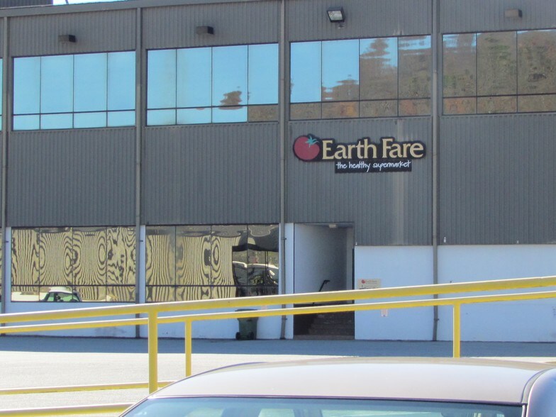 More Photos Of 145 Cane Creek Industrial Park Rd, Fletcher Warehouse For Lease