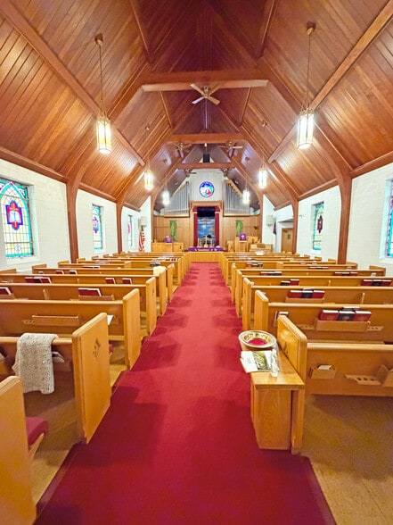 Primary Photo Of 2201 E Prairie St, Decatur Religious Facility For Sale