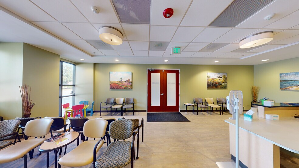 More Photos Of 101 Cosgrove Hill Ave, Chapel Hill Medical For Sale