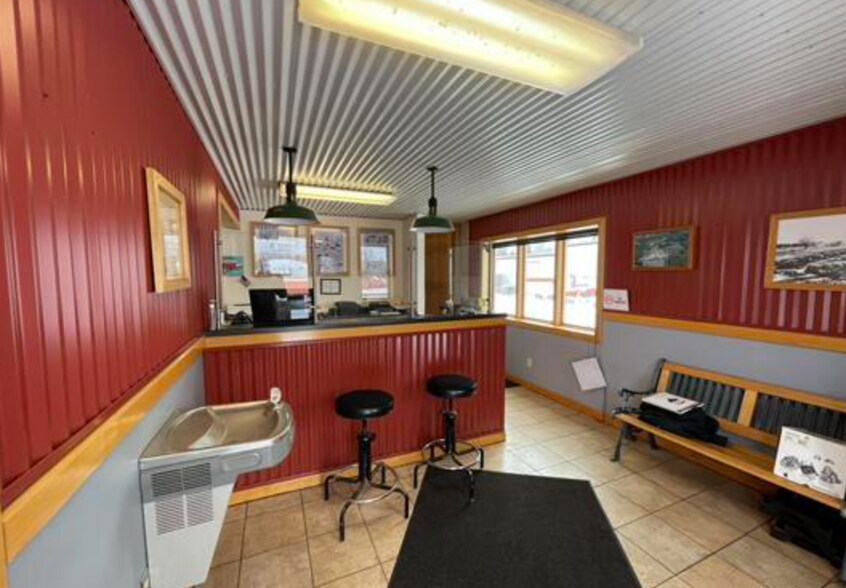 More Photos Of 100 Axle Dr, Caspian Service For Sale