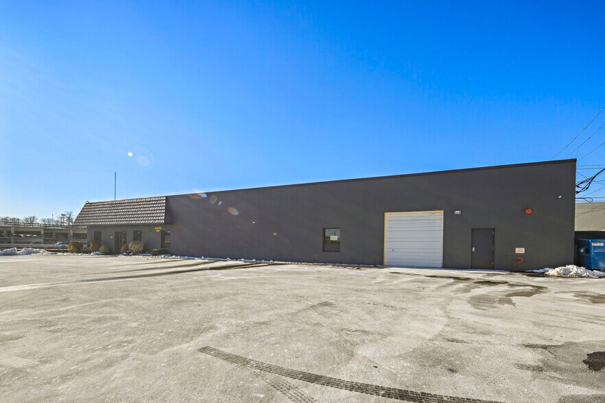 More Photos Of 280 N Midland Ave, Saddle Brook Unknown For Lease