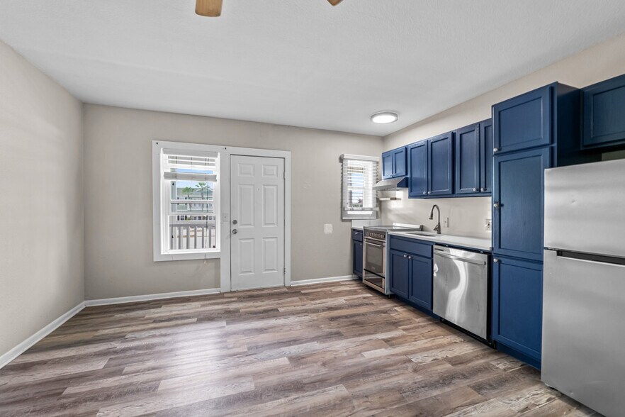 More Photos Of 400 Anastasia Blvd, Saint Augustine Apartments For Sale