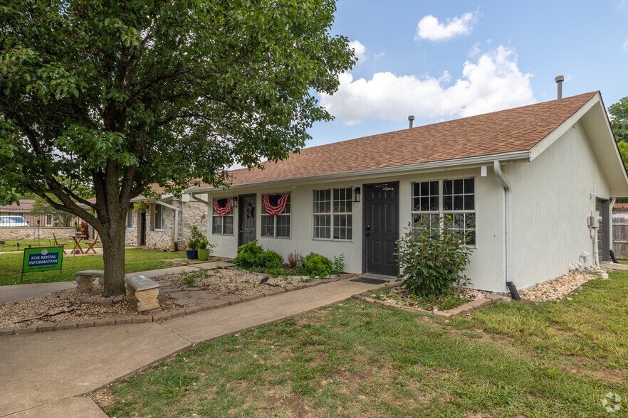 Primary Photo Of 501-603 N Carlsbad St, Owasso Apartments For Sale