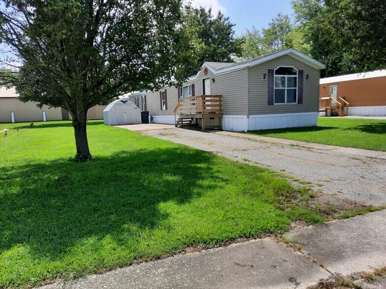 More Photos Of 321 N All Seasons Rd, Geff Manufactured Housing Mobile Home Park For Sale