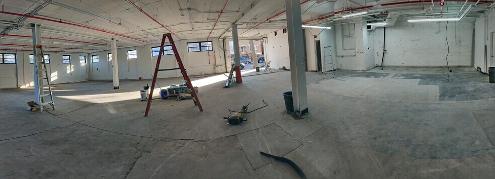 More Photos Of 3607 36th Ave, Long Island City Light Manufacturing For Lease