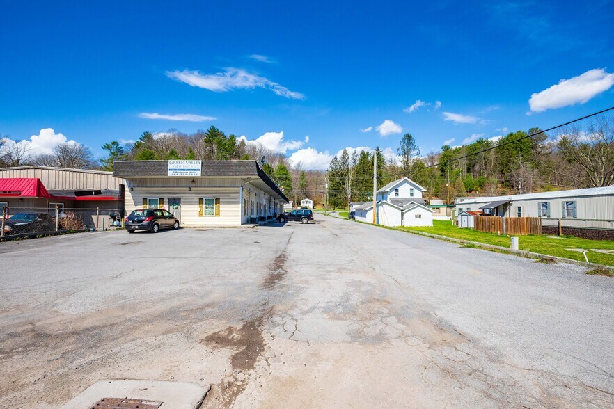More Photos Of 396 Blue Prince Rd, Bluefield Apartments For Sale