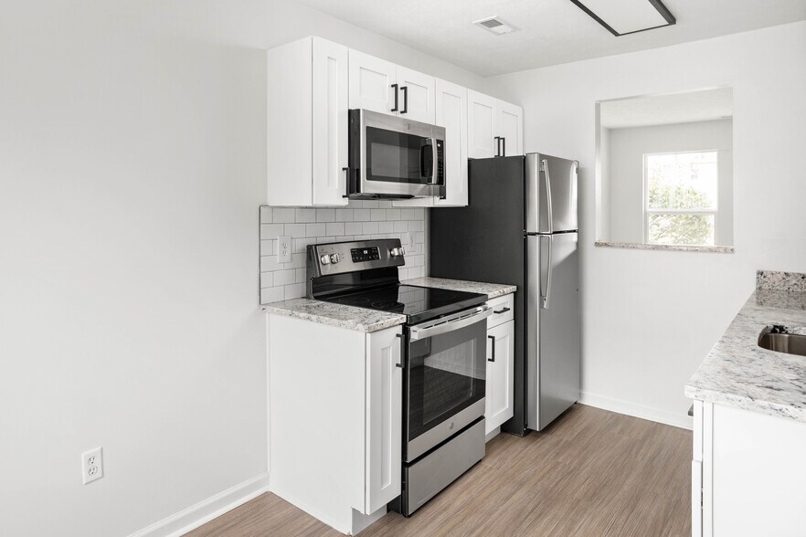 More Photos Of 3821 Central Ave, Indianapolis Apartments For Sale