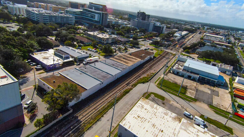 More Photos Of 1110 Sligh Blvd, Orlando Warehouse For Lease