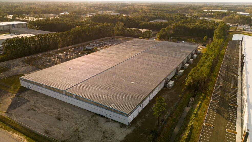 More Photos Of 175 McQueen Blvd, Summerville Manufacturing For Lease