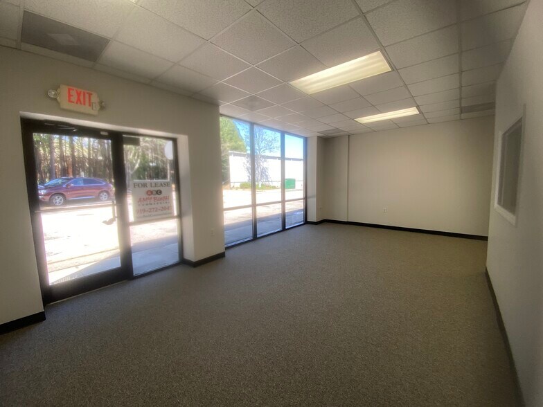 More Photos Of 3811 Tarheel Dr, Raleigh Warehouse For Lease