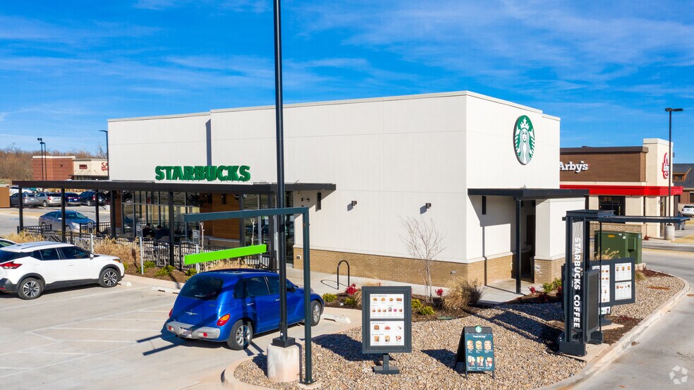 More Photos Of 14307 NE 23rd St, Choctaw Restaurant For Sale