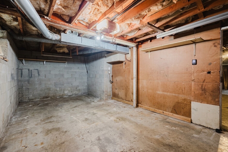 More Photos Of , Lexington Specialty For Sale