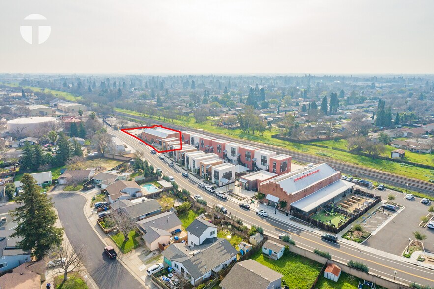 More Photos Of 9700 Railroad St, Elk Grove Restaurant For Lease