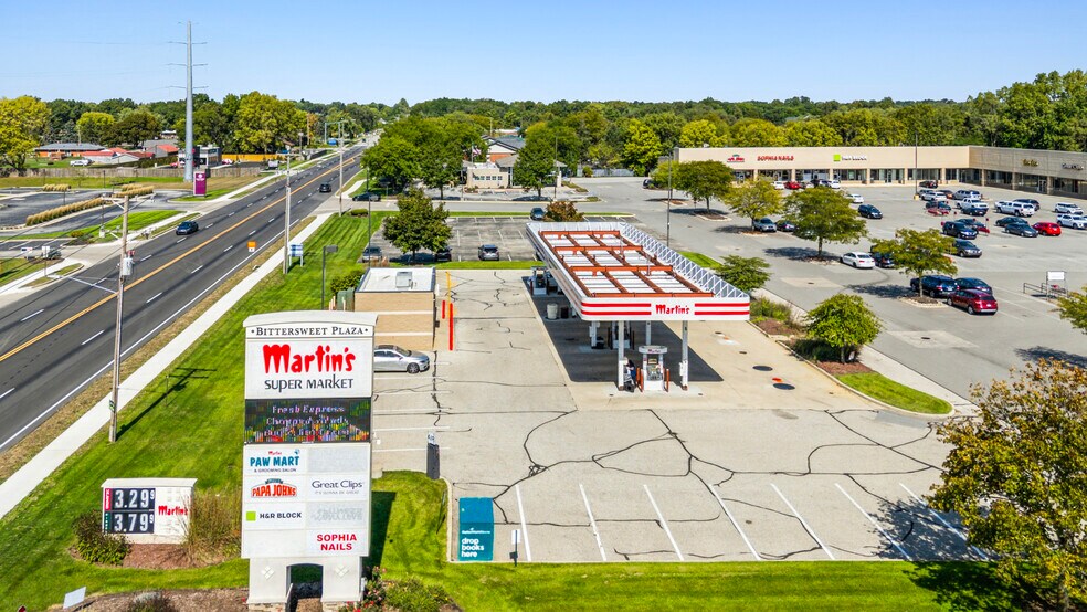 More Photos Of 306-338 N Bittersweet Rd, Mishawaka Supermarket For Sale