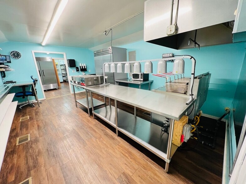 More Photos Of 128 Airport Rd, Jamestown General Retail For Sale