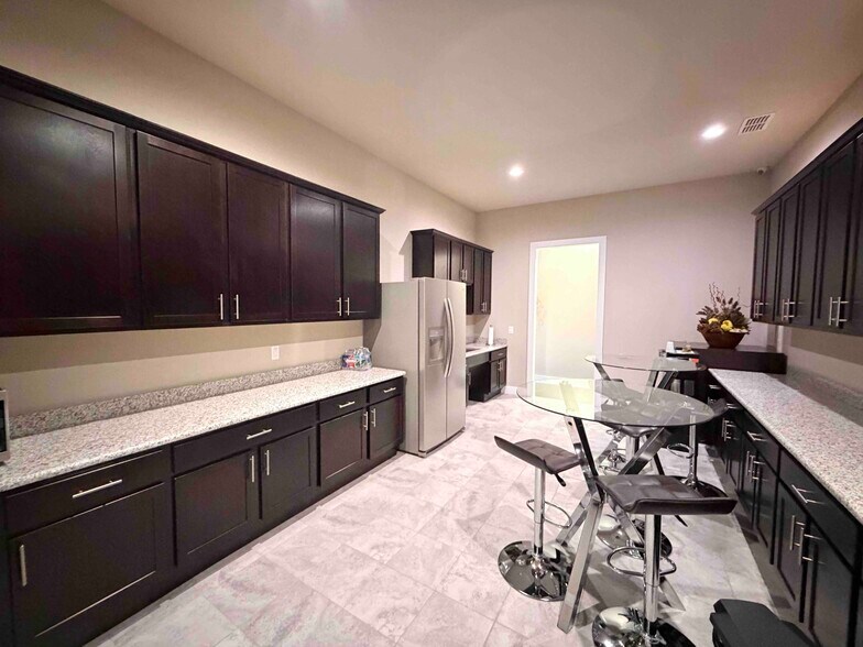 More Photos Of 4425 Plano Pky, Carrollton Medical For Sale