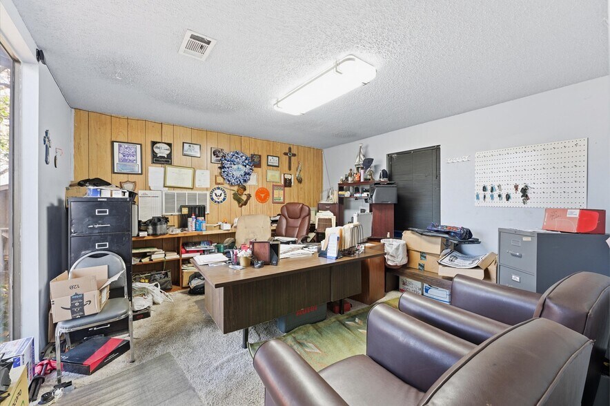 More Photos Of 15831 Highway 105 W, Montgomery Light Manufacturing For Sale