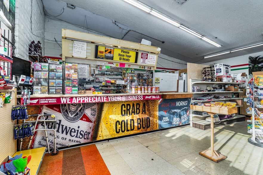 More Photos Of 1021 Martin Rd, Amarillo Convenience Store For Sale