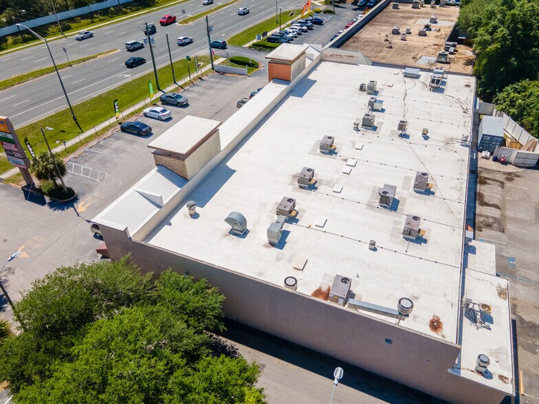 More Photos Of 10426-10444 N Dale Mabry Hwy, Tampa Storefront Retail Office For Sale