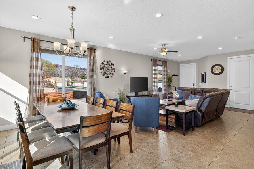More Photos Of 673 W 470 N, Moab Specialty For Sale