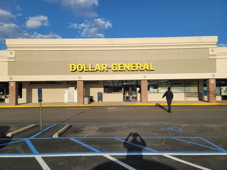 More Photos Of 701 N Battlefield Blvd, Chesapeake Unknown For Lease