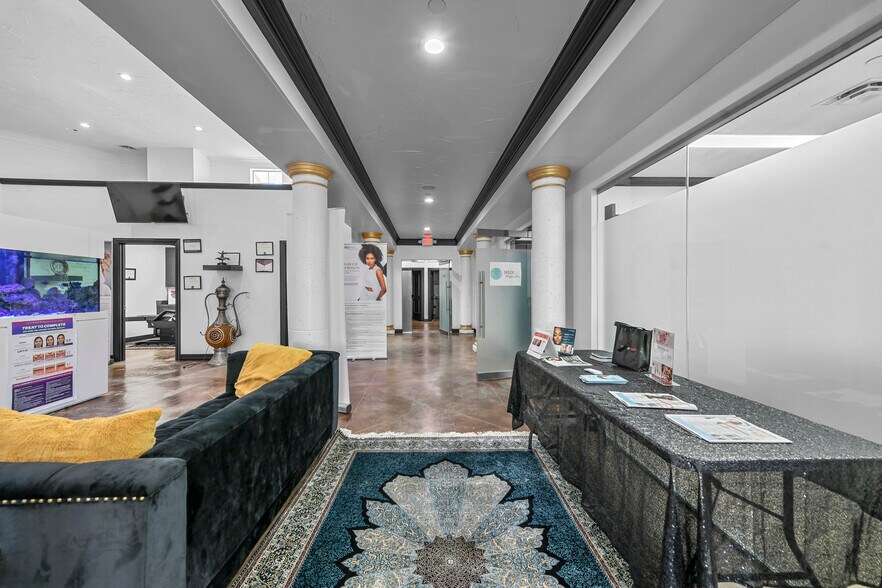 More Photos Of 1651 Justin Rd, Flower Mound Medical For Sale