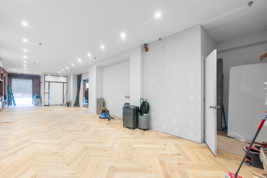 More Photos Of 754-762 Rue Saint-Paul O, Montréal Apartments For Lease
