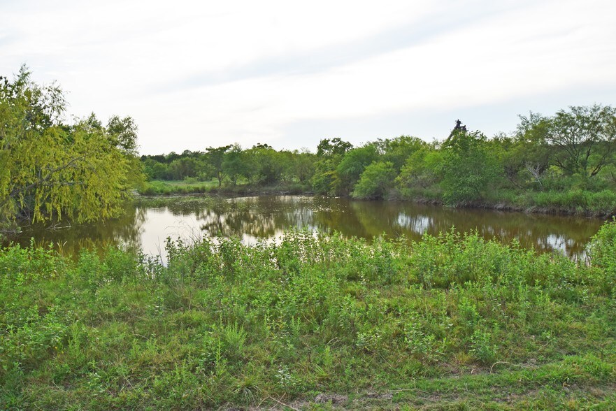More Photos Of Old Nacagdoches Rd, New Braunfels Land For Sale