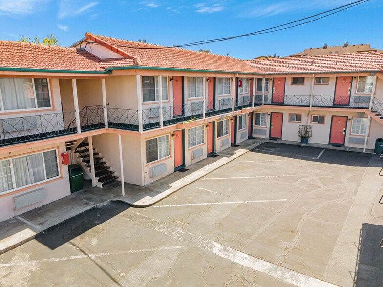 More Photos Of 7525 Mission St, Daly City Hotel For Sale