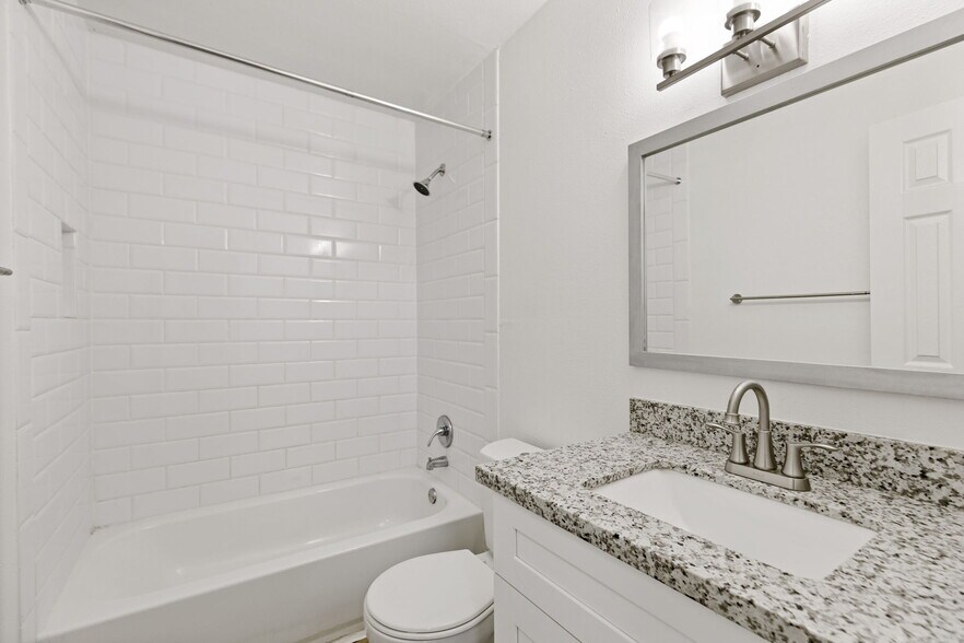 More Photos Of 9707 Timberside Dr, Houston Apartments For Sale
