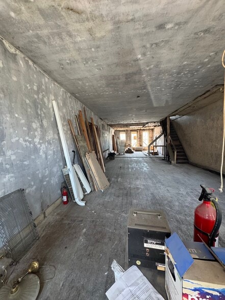 More Photos Of 725 Main St, Lafayette Storefront For Sale