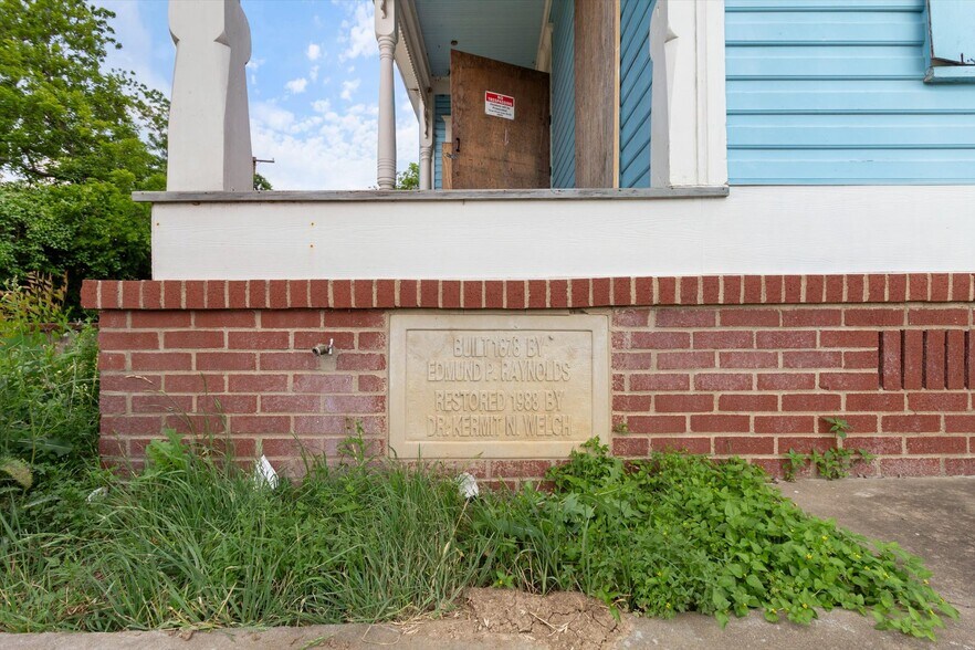 More Photos Of 321 L B J dr, San Marcos Office For Sale