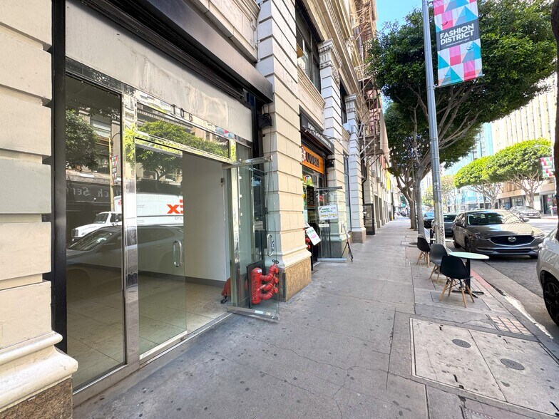 Primary Photo Of 100-112 W 9th St, Los Angeles Office For Lease