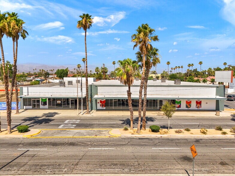 More Photos Of 45151 Oasis St, Indio Freestanding For Lease