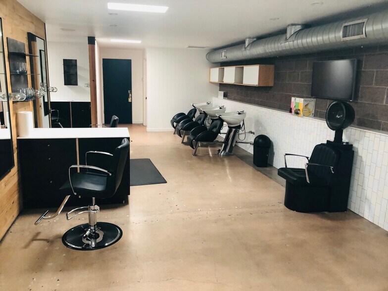 More Photos Of 4228-4232 N Brown Ave, Scottsdale Office For Lease