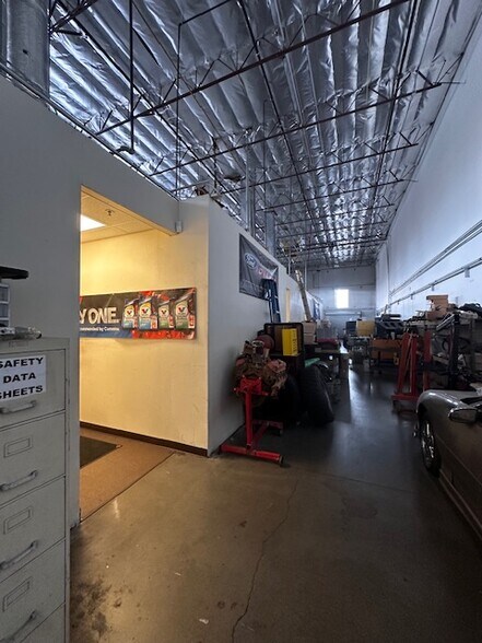 More Photos Of 5375 Procyon St, Las Vegas Warehouse For Lease