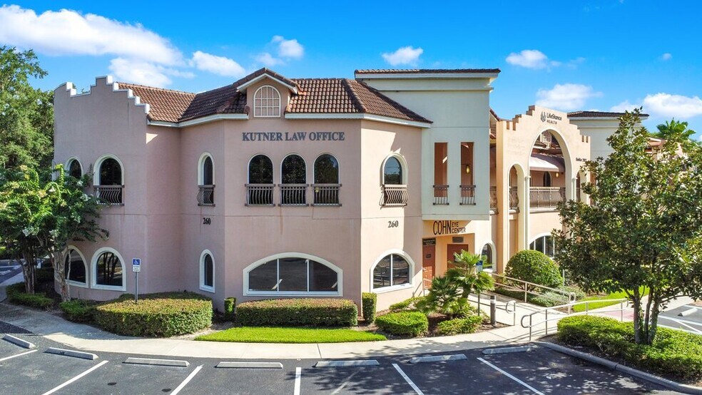 More Photos Of 260 Lookout Pl, Maitland Medical For Sale