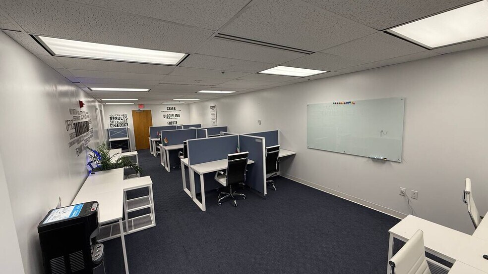 More Photos Of 5401 S Kirkman Rd, Orlando Office For Lease