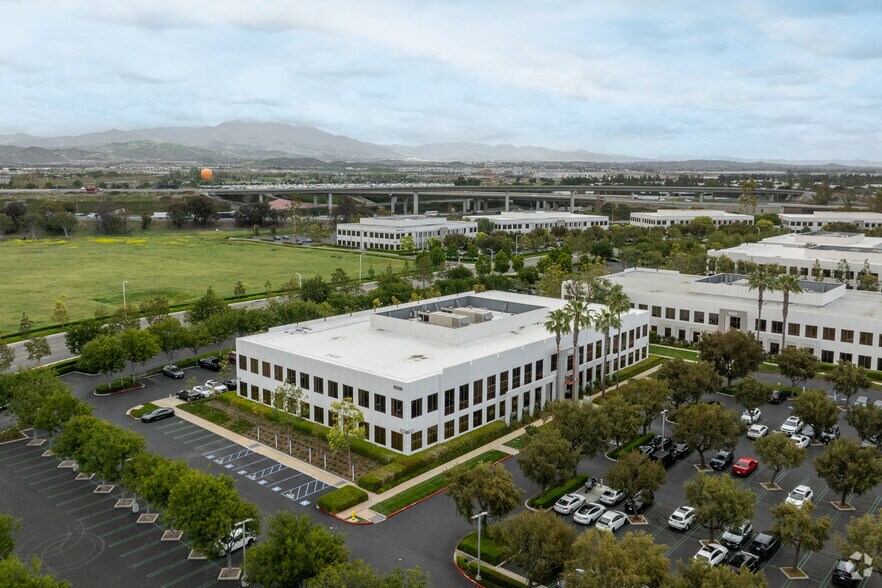 More Photos Of 15420 Laguna Canyon Rd, Irvine Office For Lease