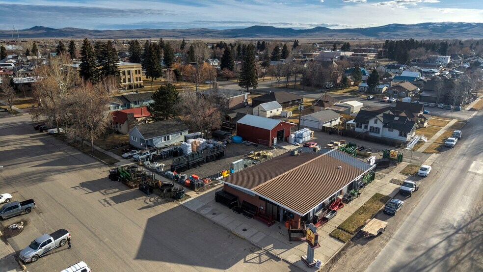 More Photos Of 401 Milwaukee Ave, Deer Lodge Office For Sale