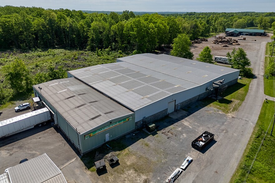 More Photos Of 7464 Sharon Mercer Rd, Mercer General Retail For Sale